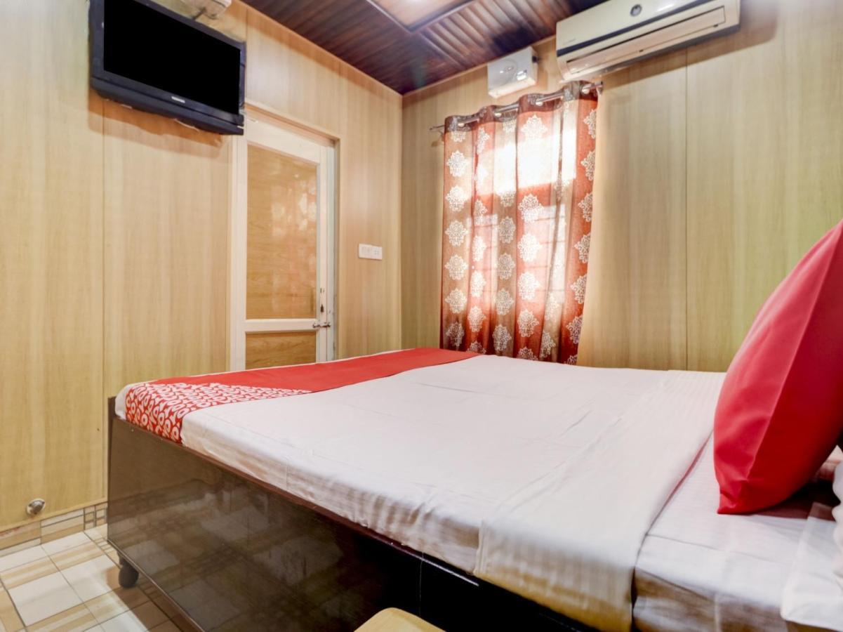 Oyo 77454 Hotel Prince Palace Patiāla Dış mekan fotoğraf