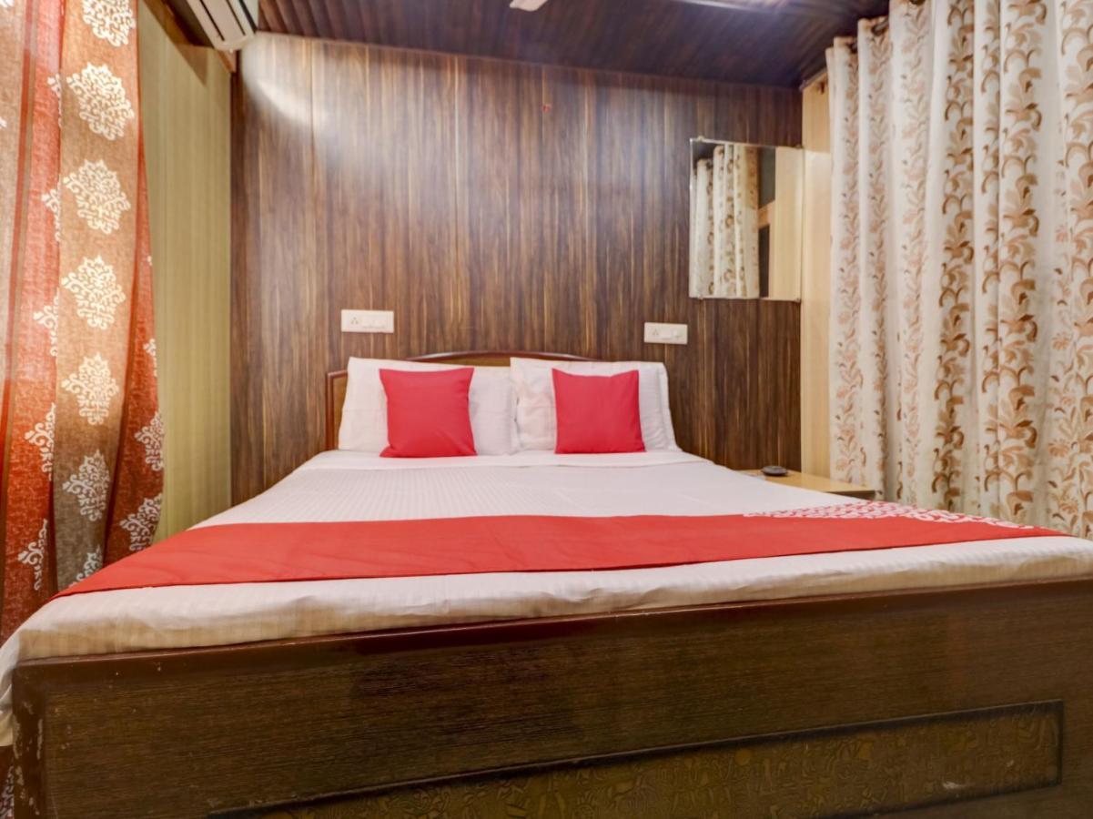 Oyo 77454 Hotel Prince Palace Patiāla Dış mekan fotoğraf