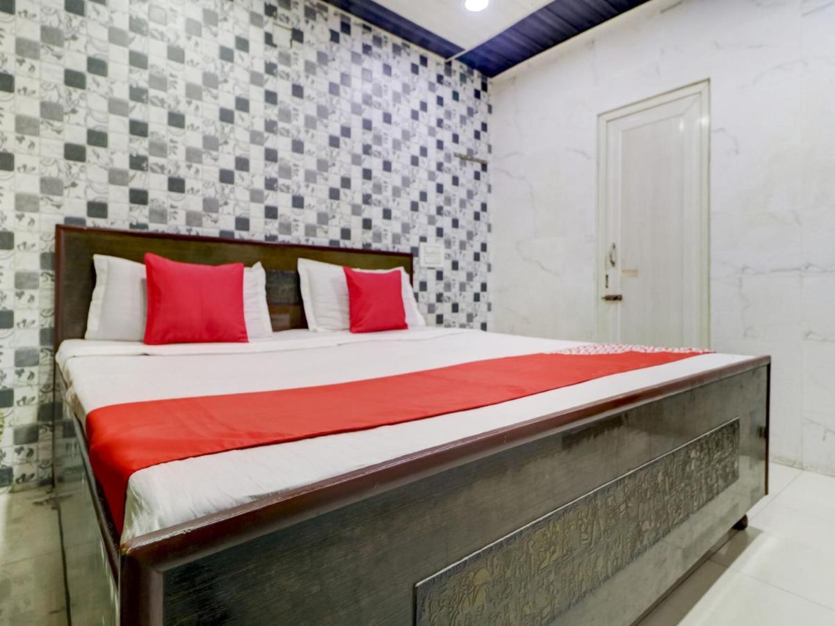 Oyo 77454 Hotel Prince Palace Patiāla Dış mekan fotoğraf